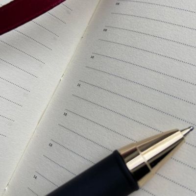 Ежедневник недатированный A5 Chelsea, черный (золотистый кант и срез)