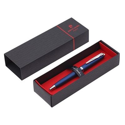 Ручка шариковая Pierre Cardin коллекция ГАММА КЛАССИКА (GAMME CLASSIC). Корпус - латунь с матовым покрытием. Отделка и детали дизайна - сталь и хром. Цвет - синий матовый. Упаковка Е.