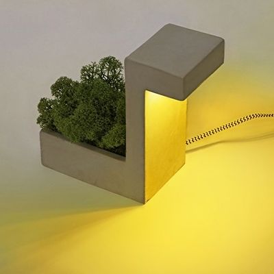 Настольная лампа из бетона Blok Lamp