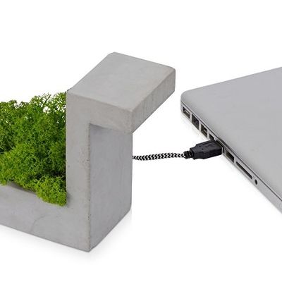 Настольная лампа из бетона Blok Lamp