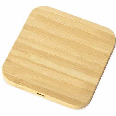USB-хаб с беспроводной зарядкой из бамбука Plato