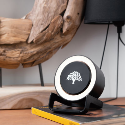 Bluetooth колонка-подставка "Smart Loud" с беспроводным (10W) зарядным устройством, лампой и подсветкой логотипа, цвет черный