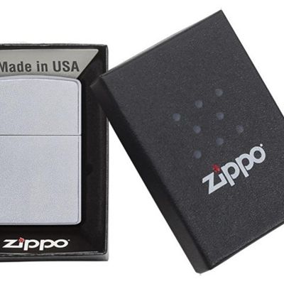 Зажигалка ZIPPO Classic с покрытием Satin Chrome™, латунь/сталь, серебристая, матовая, 38x13x57 мм