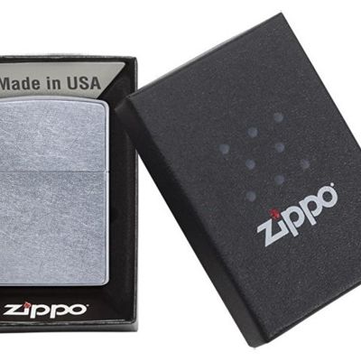 Зажигалка ZIPPO Classic с покрытием Street Chrome™, латунь/сталь, серебристая, матовая, 38x13x57 мм