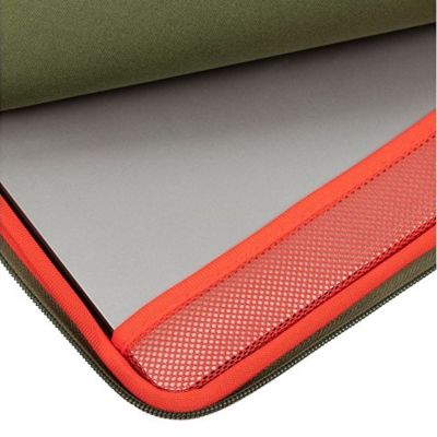 RIVACASE 5221 khaki чехол для MacBook 13 / 12