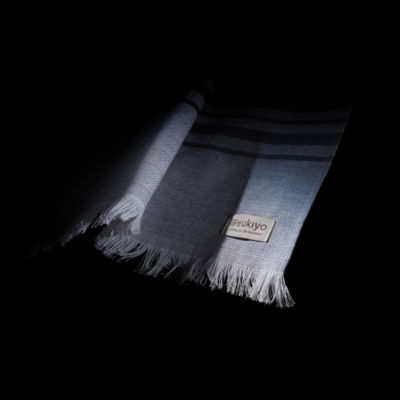 Накидка Ukiyo Yumiko из переработанного хлопка AWARE™, 100x180 см