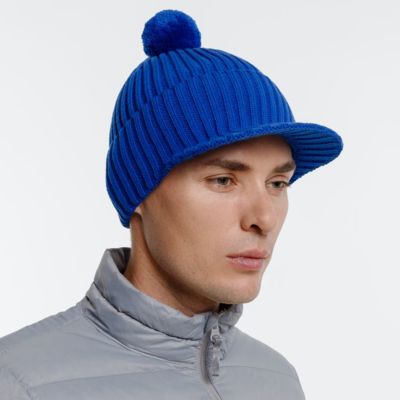 Вязаная шапка с козырьком Peaky, синяя (василек)