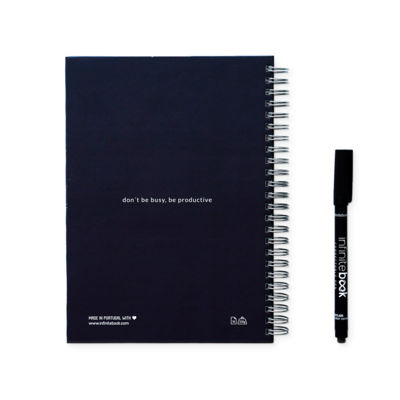 НАЧАЛЬНЫЙ НАБОР INFINITE PLANNER A5. В комплект входит A5 "бесконечный дневник", набор для чистки, маркер и держатель для маркера.