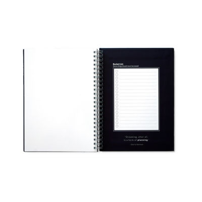 НАЧАЛЬНЫЙ НАБОР INFINITE PLANNER A5. В комплект входит A5 "бесконечный дневник", набор для чистки, маркер и держатель для маркера.