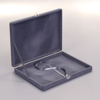 Подарочный футляр