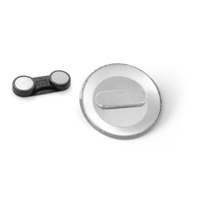 Значок с двойным магнитным зажимом BUTTON PIN 11.