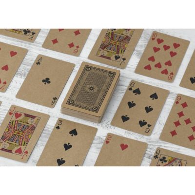 Игральные карты из переработанной бумаги
