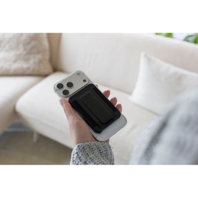 Картхолдер BRANDCHARGER WALLY STAND PRO RECYCLED